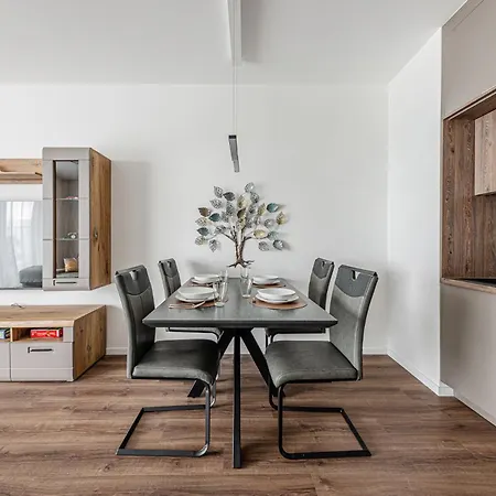 Lägenhet Zenit Sunrise Oasis -garage, Balcony & Smart Tv *