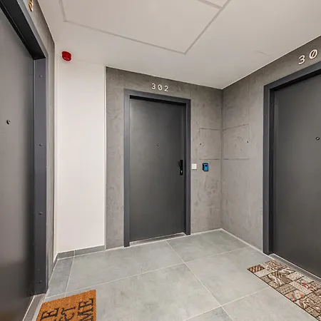 Lägenhet Zenit Sunrise Oasis -garage, Balcony & Smart Tv Budapest