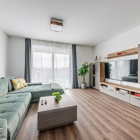 Zenit Sunrise Oasis -garage, Balcony & Smart Tv * Budapest
