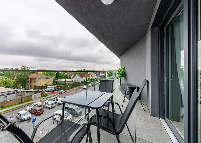 Zenit Sunrise Oasis -garage, Balcony&smart Tv * Budapest