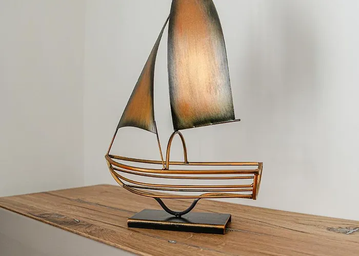 Zenit Sunrise Oasis -garage, Balcony&smart Tv Apartment Budapest