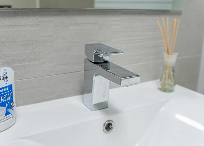 Zenit Sunrise Oasis -garage, Balcony&smart Tv *