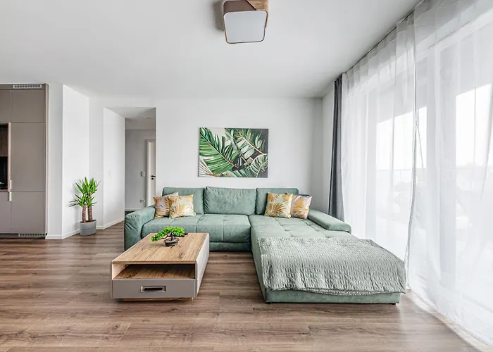 Zenit Sunrise Oasis -garage, Balcony&smart Tv Budapest