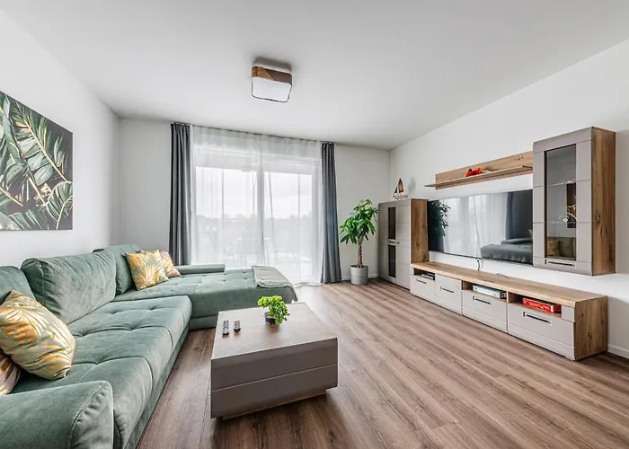 Zenit Sunrise Oasis -garage, Balcony&smart Tv * Budapest