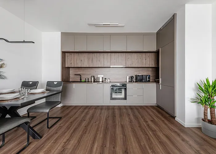 Apartment Zenit Sunrise Oasis -garage, Balcony&smart Tv