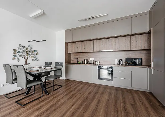 Zenit Sunrise Oasis -garage, Balcony & Smart Tv *
