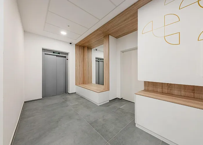 Zenit Sunrise Oasis -garage, Balcony & Smart Tv